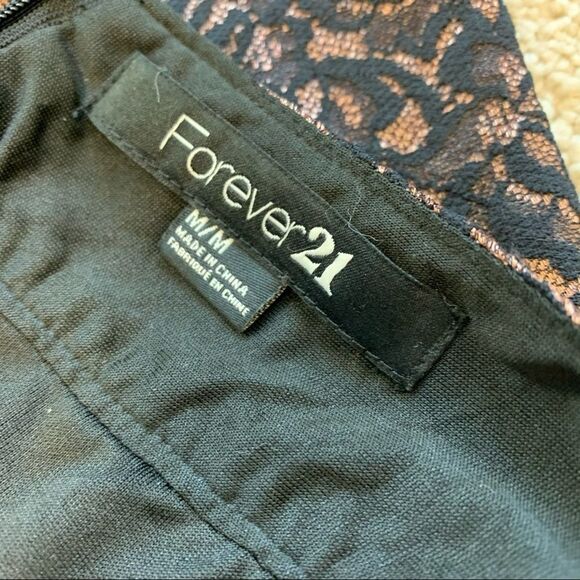 Forever 21 black lace skirt size medium - Picture 3 of 6